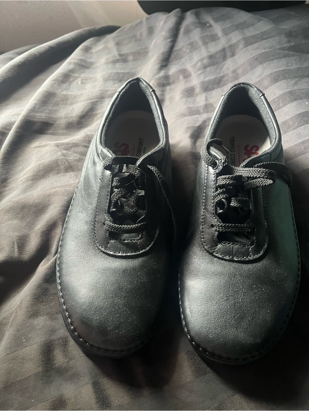 SAS women’s black Leather with laces  Shoes 8W New / no box
